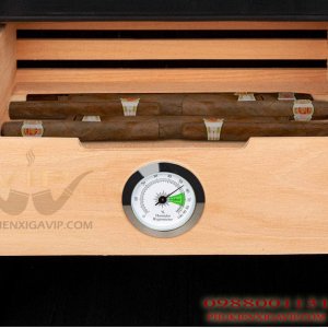 khay-dung-cigar.jpg