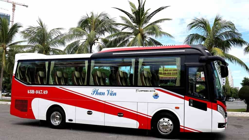 xe-thaco-evergreen-29-cho-phan-van-1-13ca4520-acbe-439f-abe4-66a981e41e8b.jpg